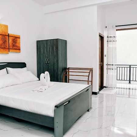 Aurum Boutique Hotel Negombo Kültér fotó